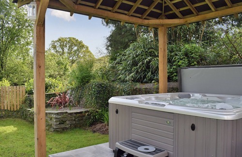 Boncath Cottage | 4 bedroom accommodation in Abercych, near Cardigan