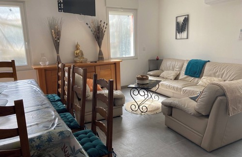 Camblain-Chatelain Apartment | 4 Bedroom Apartment in Camblain-ChÃ¢telain