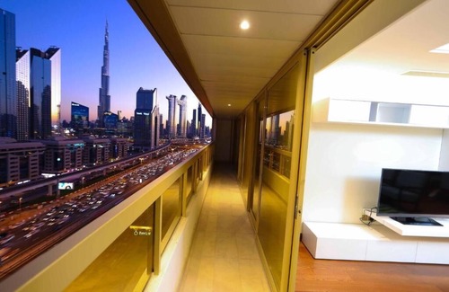 Trade Center Apartment | 4 Bedroom Apartment Near Financial Centre Metro