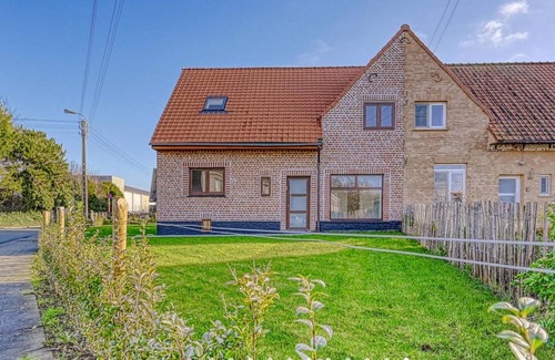 Diksmuide House | 4 bedroom awesome home in Diksmuide