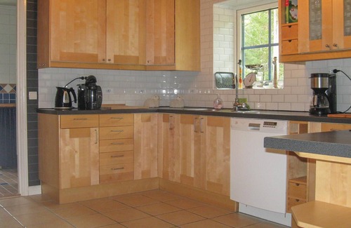 Kappelshamn House | 4 bedroom awesome home in Lärbro