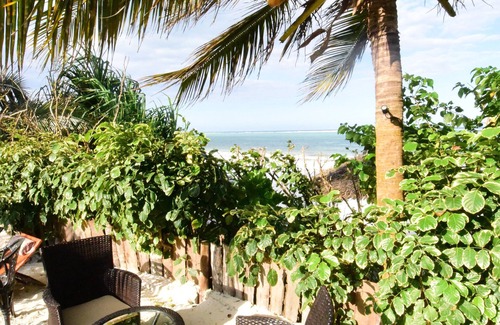 Matemwe Villa | 4 Bedroom Beach Front Villa with own pool