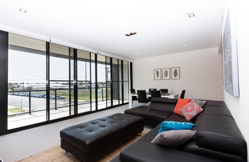 Wagga Wagga Apartment | 4 Bedroom Executive Apartment in the CBD