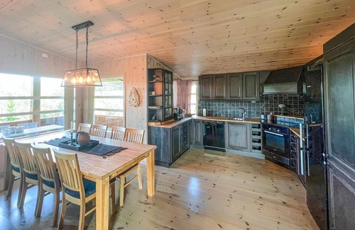 Nord-Torpa House | 4 bedroom gorgeous home in Nord-Torpa