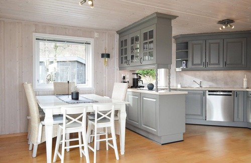 Vindafjord House | 4 bedroom gorgeous home in Bjoa