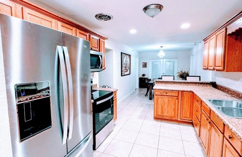 Pine Hills House | 4-bedroom Haven Retreat in Orlando near Universal & Disney