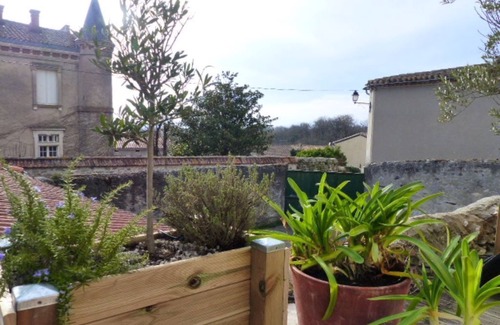 Labecede-Lauragais House | 4 bedroom house + terrace in the middle of a forest near Saint Ferreol lake
