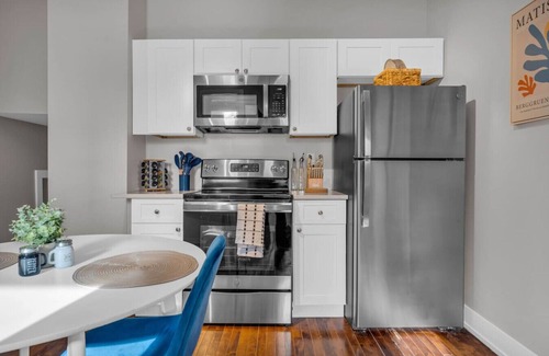 Detroit House | 4 Bedroom Home + Parking Near Henry Ford Museum
