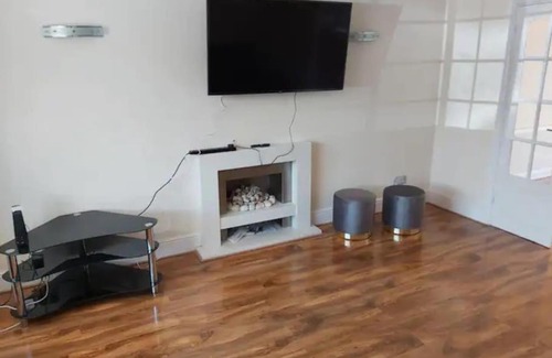 Dunstable Apartment | 4 bedroom house houghton regis