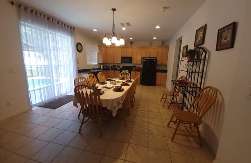 Sunrise Lakes House | 4-bedroom house in cool Clermont with AC, WiFi. Enjoy your stay