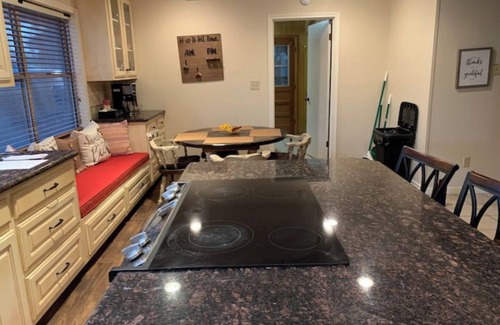 Grapeland House | 4-bedroom house in serene Grapeland with WiFi, AC. Relax and unwind