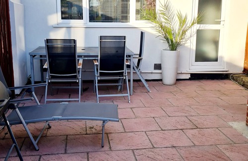 Roxeth House | 4 Bedroom House LONDON