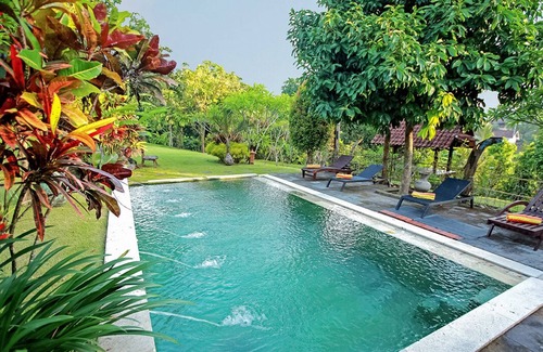 Dalung House | 4 Bedroom Joglo Historical Wood House, Private Swimming Pool set on 2500 sqm.