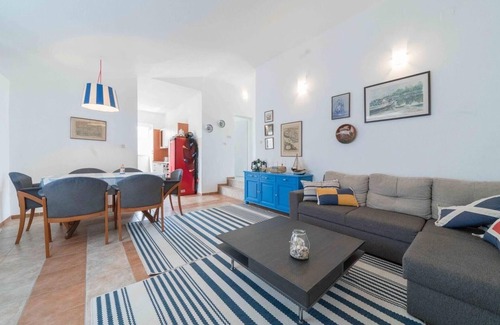 Vlasici House | 4 bedroom lovely home in Povljana