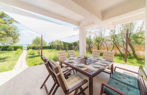 Vlasici House | 4 bedroom lovely home in Povljana