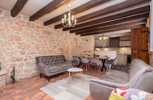 Zmijavci House | 4 bedroom lovely home in Zmijavci