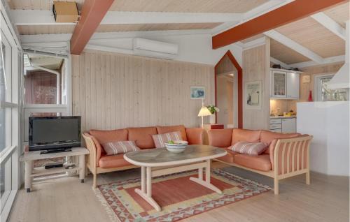 Hundested House | 4 Bedroom Lovely Home In Hundested