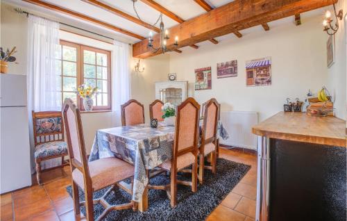 Douzillac House | 4 Bedroom Lovely Home In Douzillac