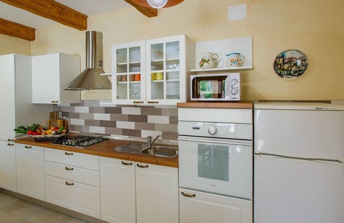 Garica House | 4 bedroom lovely home in Garica
