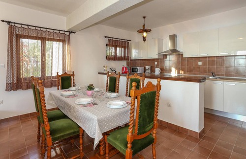 Pisak House | 4 bedroom lovely home in Pisak
