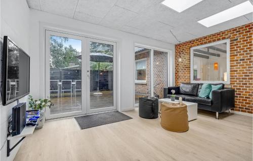Skodshoved House | 4 Bedroom Lovely Home In Knebel