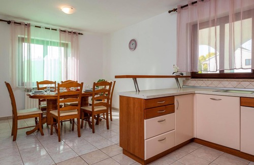 Muntic House | 4 bedroom lovely home in Pula