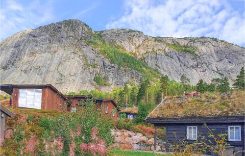 Valle House | 4 Bedroom Lovely Home In Rysstad