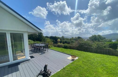 Templenoe House | 4 bedroom luxury home overlooking Kenmare Bay