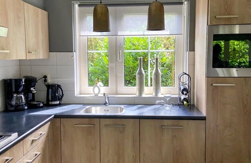 Paasloo House | 4 bedroom pet friendly home in Paasloo