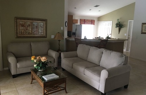 Kissimmee House | 4 bedroom pool home with conservation view on gated golf community of Remington