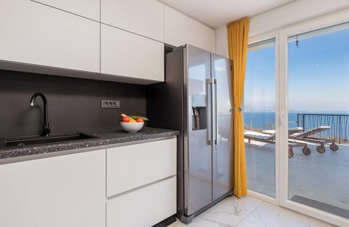 Opatija House | 4 bedroom stunning home in Poljane