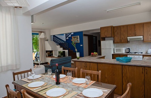 Kissonerga Villa | 4 bedroom villa, close to the beach