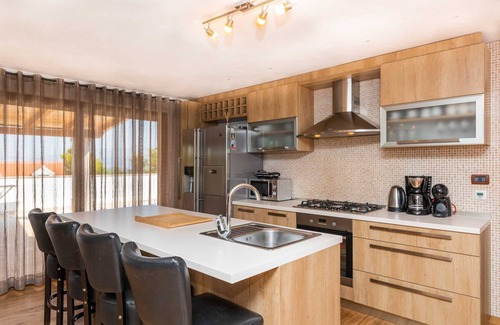 Supetar Villa | 4 bedroom villa with swimming pool