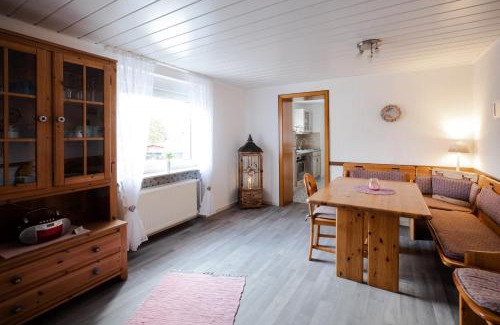 Westerburg Apartment | 4 Bett Ferienwohnung Lavendel