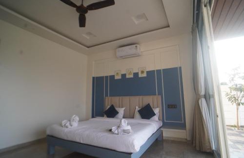 Wai Villa | 4 BHK Lavish villa in Bhose