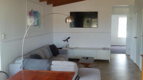 Coronet Bay House | 4 Bounty
