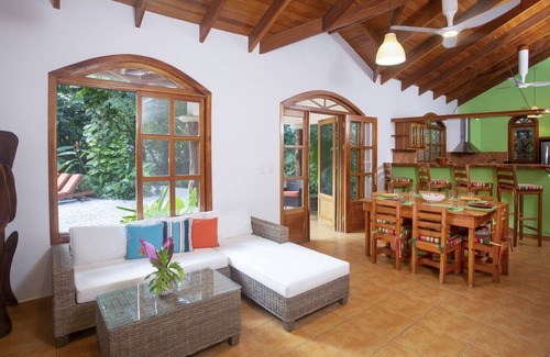 Playa Guiones House | 4-Br home next to the beach in Playa Guiones