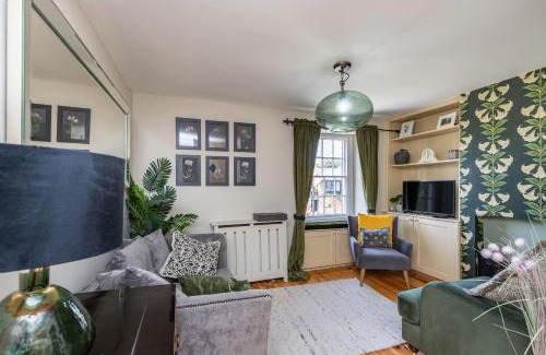 Stoke Bruerne House | 4 Canalside Cottages