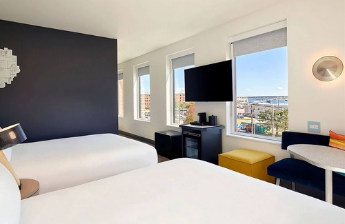 Portland Hotel | 4 Cozy Units | Downtown Stay, Waterfront & Near Vibrant Old Port District