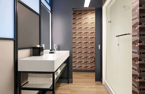 Portland Hotel | 4 Cozy Units | Downtown Stay, Waterfront & Near Vibrant Old Port District