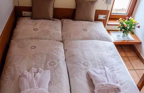 Lech am Arlberg Apartment | **** 4 Edelweiss Apartment Omeshorn in Lech am Arlberg - House Dr. Muxel