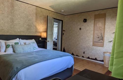 Mount Shasta House | 4 Elements House:Central, Views-Every Rm, AC, Pets