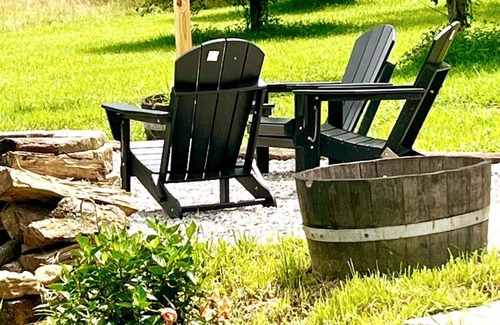 Lawrenceburg Ski Chalet | #4 Kentucky Bourbon Trail Bourbon Barrel Cottages