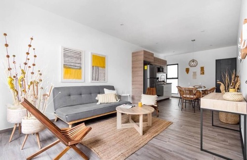Roma Sur Apartment | 4) Loft Carlota: Private King Size Bed Roma Sur