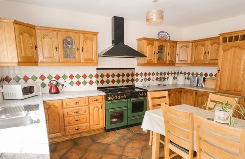 Westport House | 4 MCNEELA TERRACE, pet friendly in Westport, County Mayo