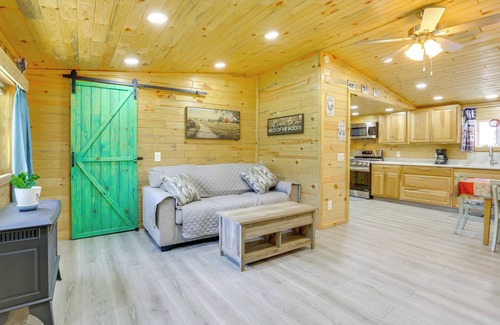 Callicoon House | 4 Mi to Delaware River: Callicoon Retreat w/Deck!