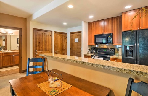 The Highlands Condo | 4 Mi to Ski: Summit County Condo w/Resort Perks