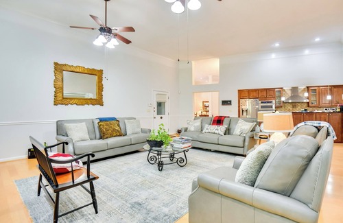 Athens House | 4 Mi to UGA: Pet-Friendly Home in Athens