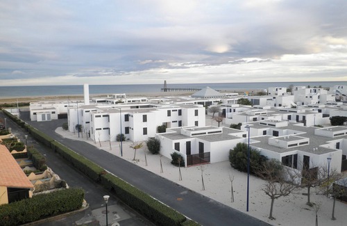 Leucate Apartment | 4-person air-conditioned apartment with direct beach access