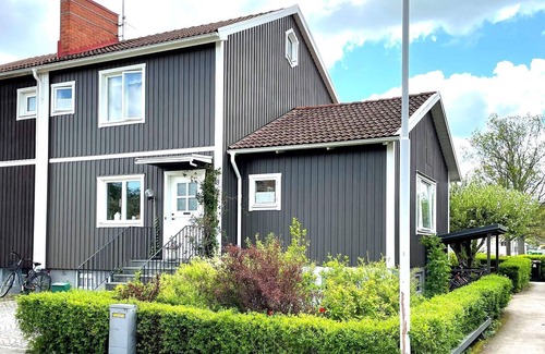Linkoping House | 4 person holiday home in LINKÖPING-By Traum
